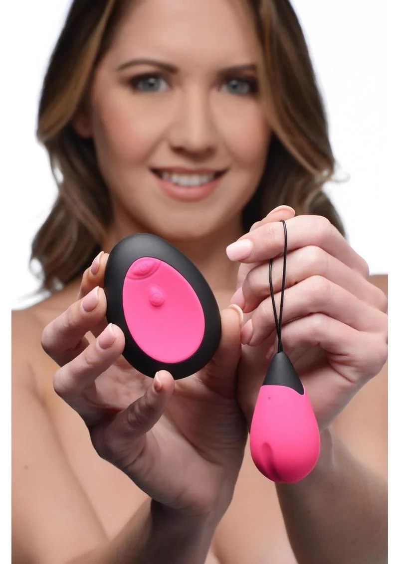 Bang! 10x Rechargeable Silicone Vibrating Egg with Remote Control - Image 13