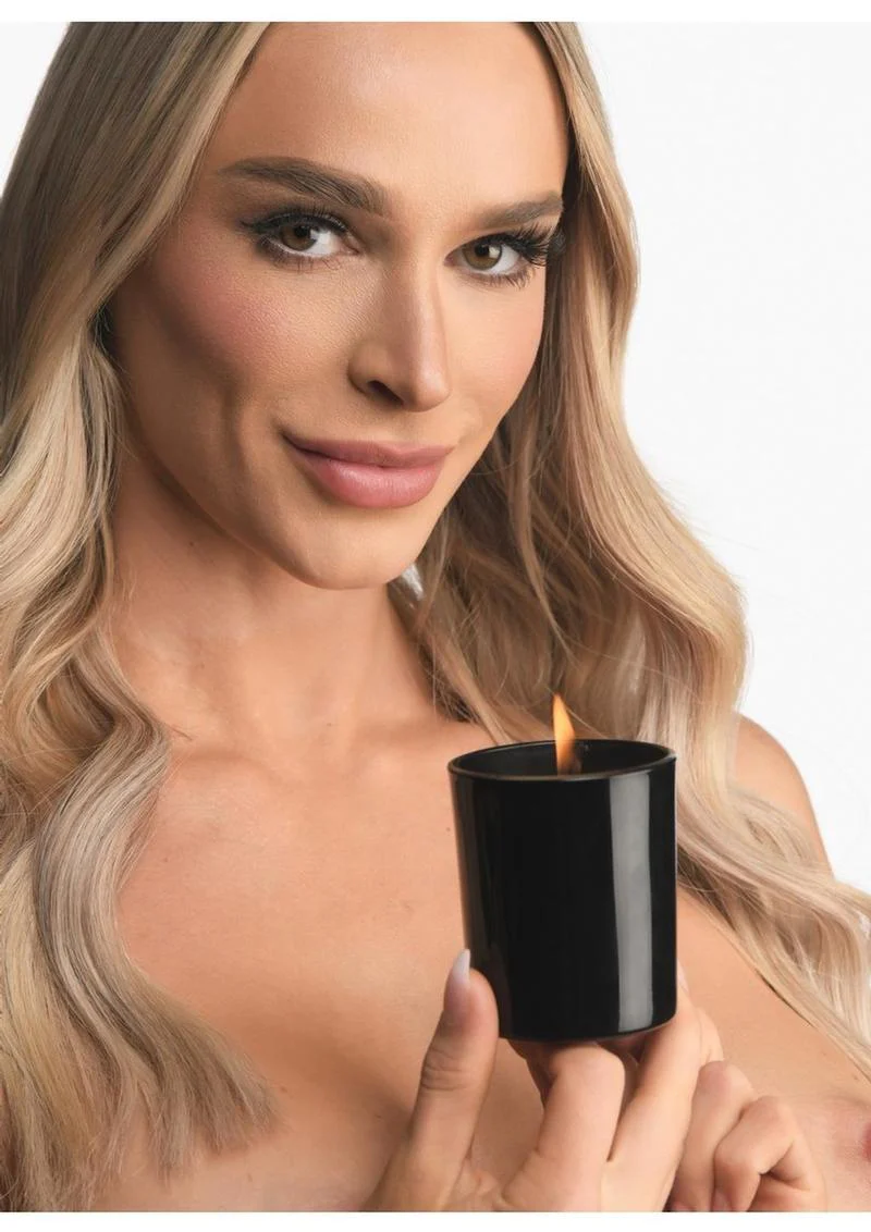Bedroom Bliss Lover's Massage Candle - Vanilla - Image 3
