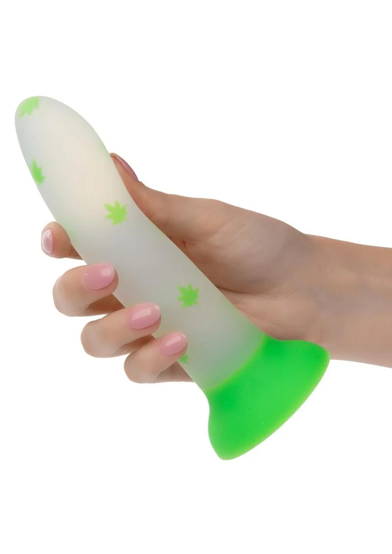 Glow Stick Leaf Silicone Glow In The Dark Dildo with Suction Base - Image 4