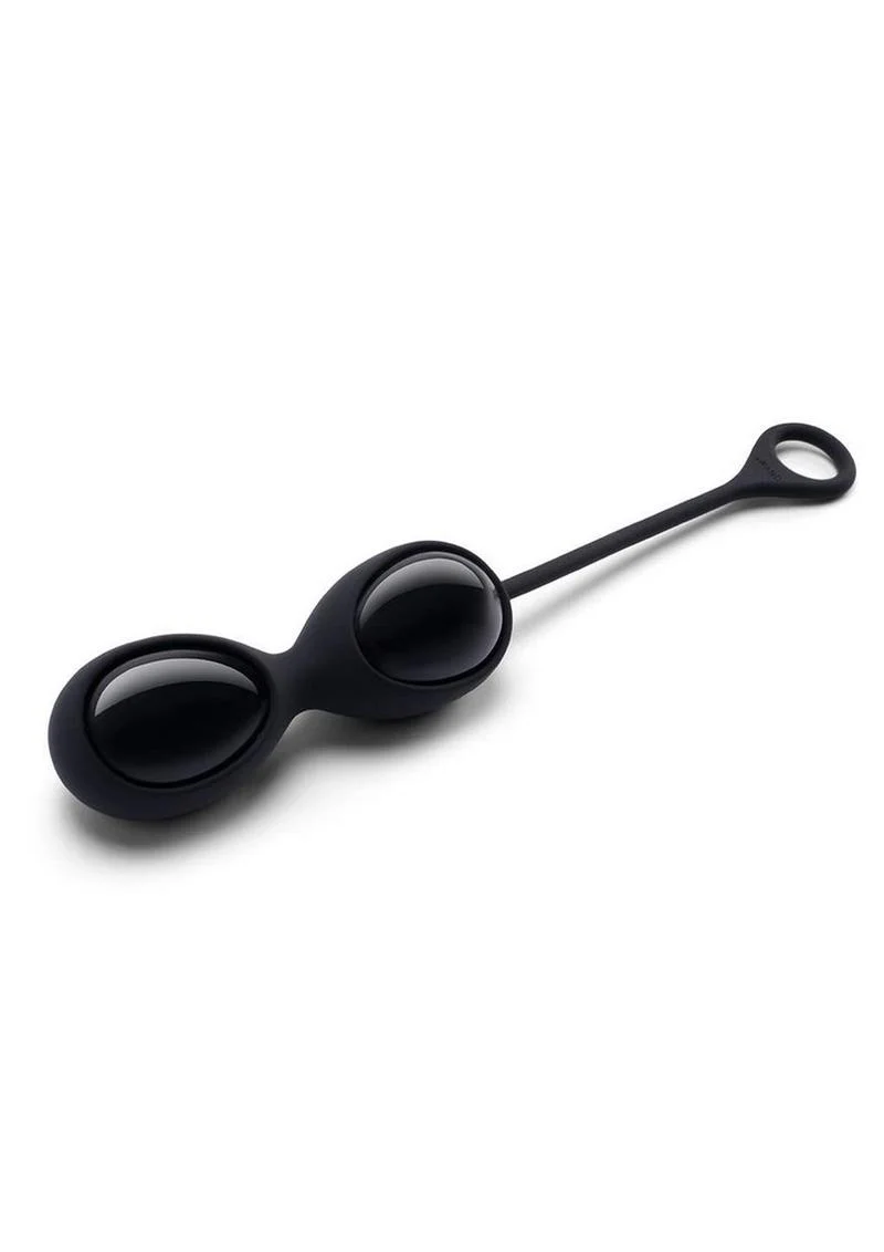 Le Wand Crystal Yoni Eggs Silicone Kegal Balls - Black Obsidian - Image 3