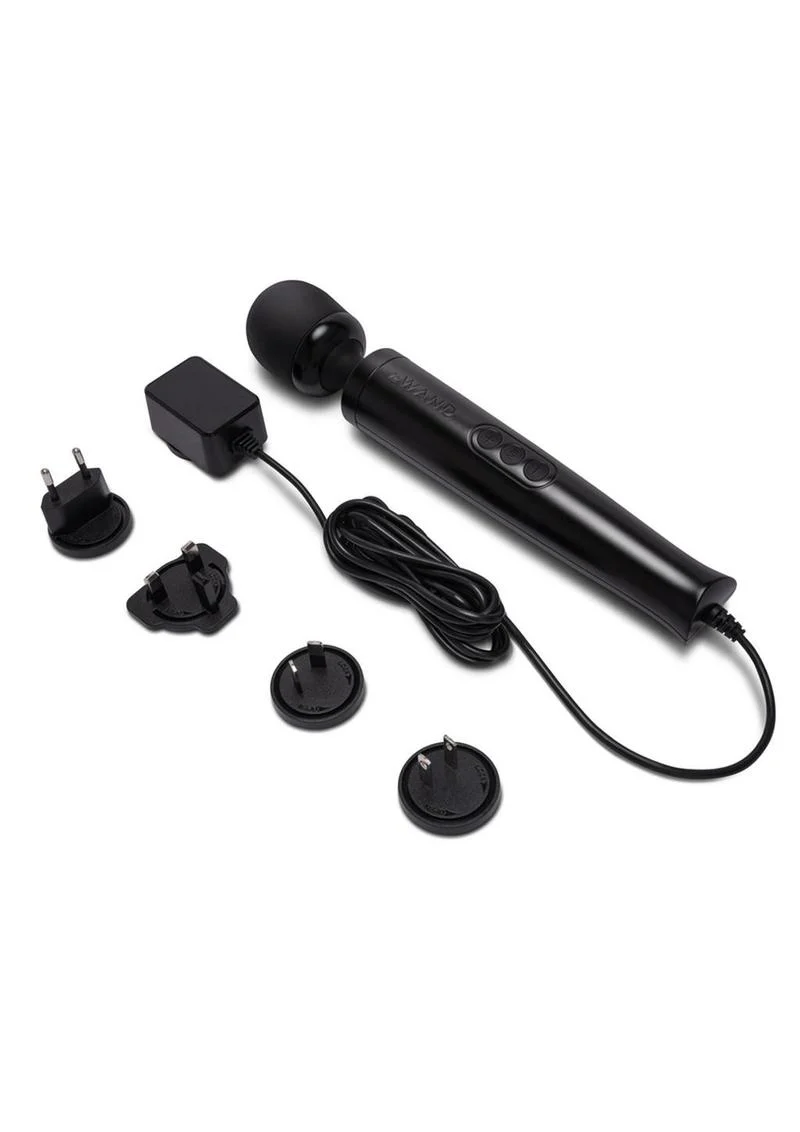 Le Wand Diecast Petite Plug-In Massager - Image 4