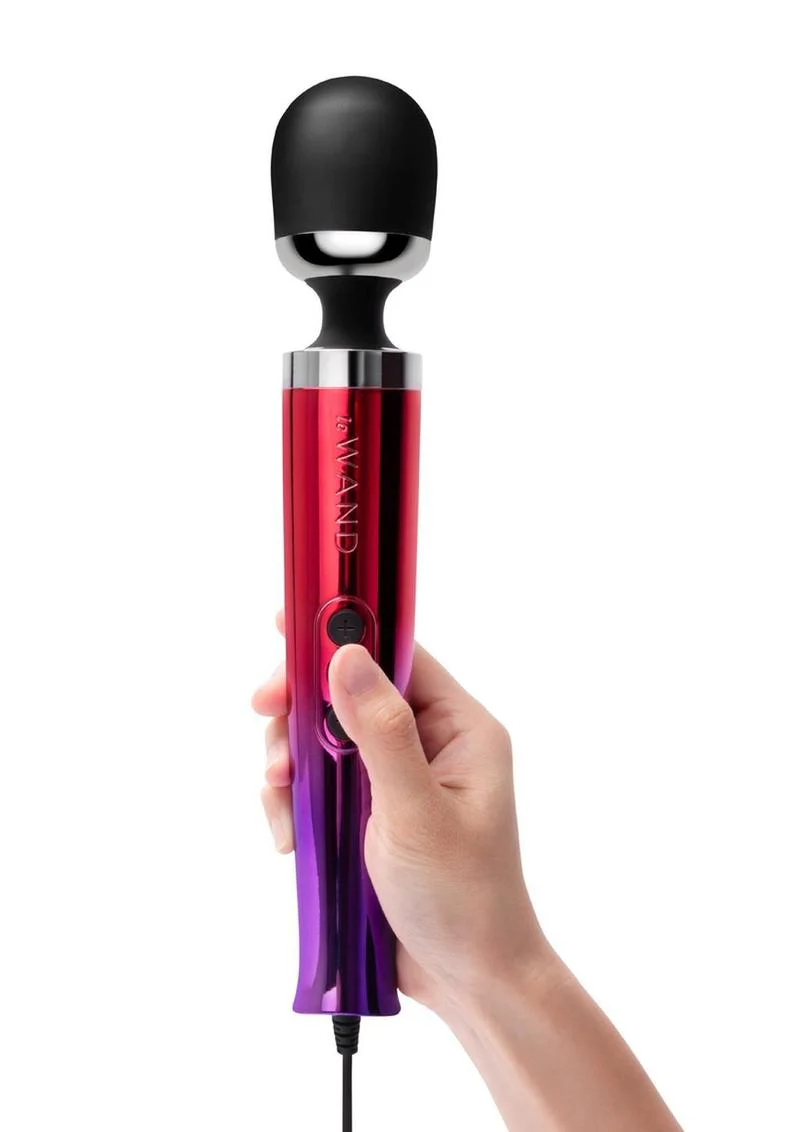 Le Wand Diecast Petite Plug-In Massager - Ombre - Image 3