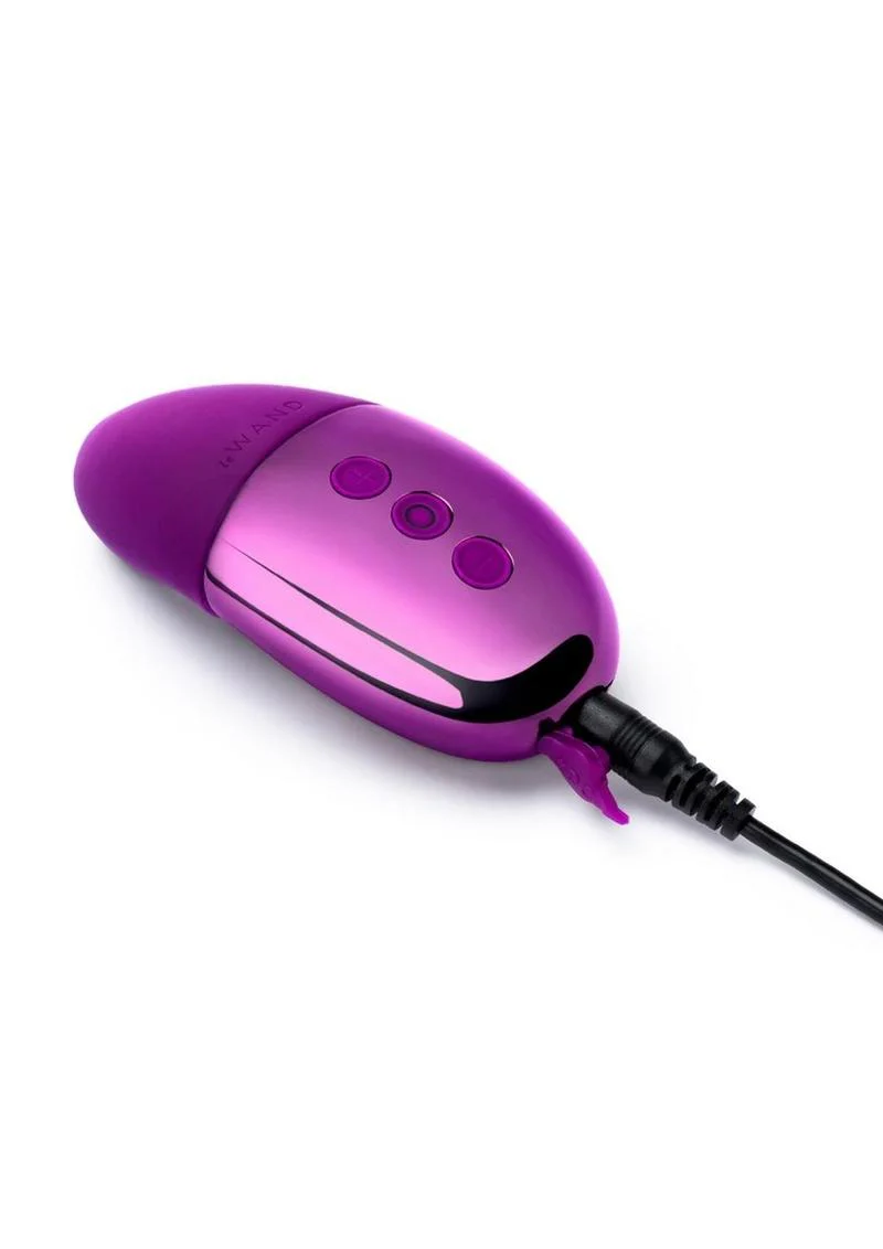 Le Wand Point Rechargeable Silicone Contoured Mini Vibrator - Image 4