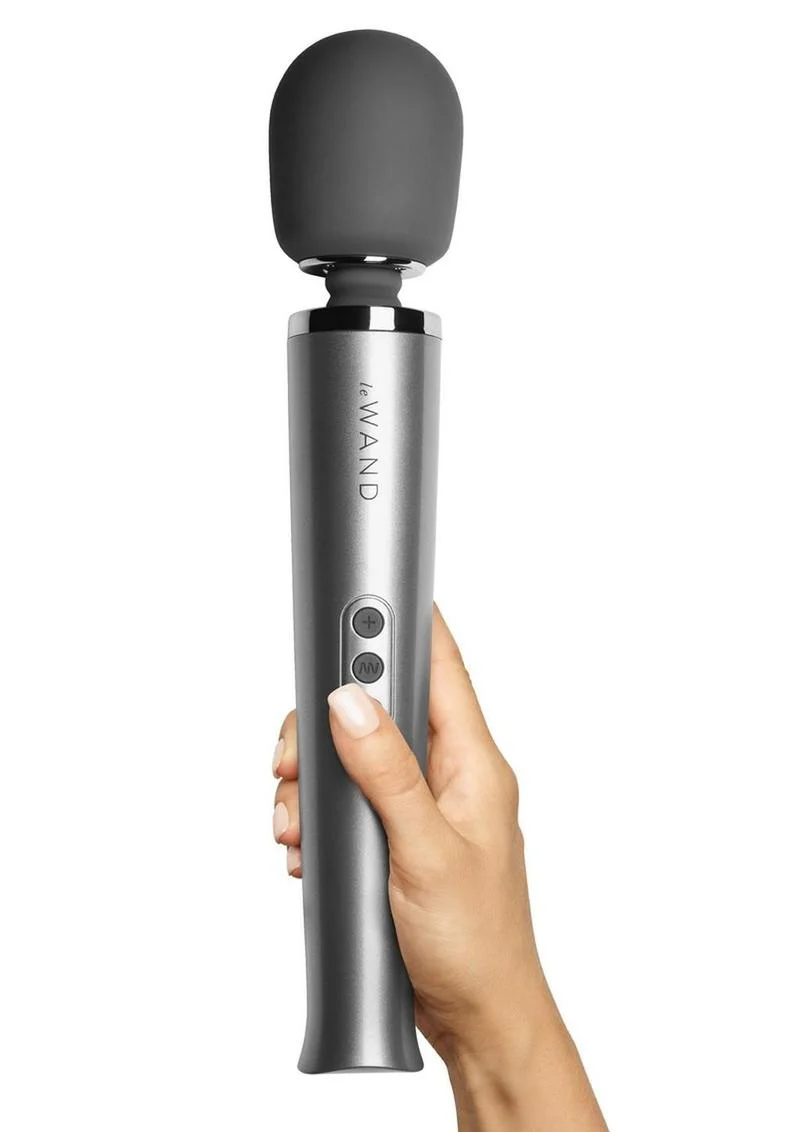 Le Wand Rechargeable Silicone Massager - Image 7