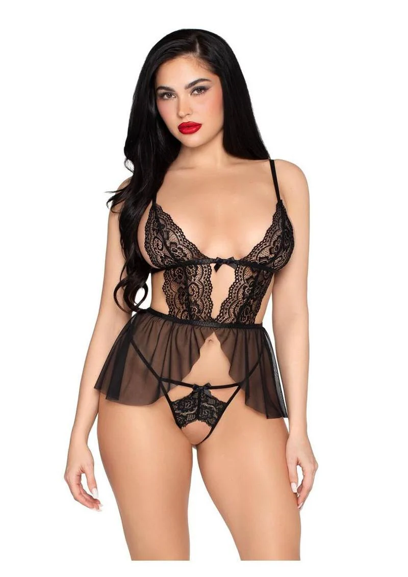 Leg Avenue Scalloped Lace and Mesh Babydoll and Matching Crotchless Panty - Image 6