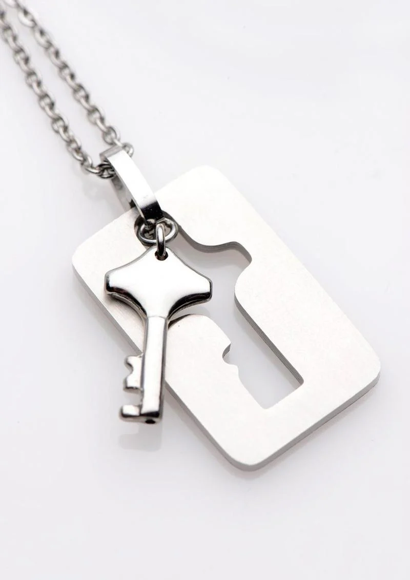 Master Series Cuffed Locking Bracelet and Key Necklace - Image 3