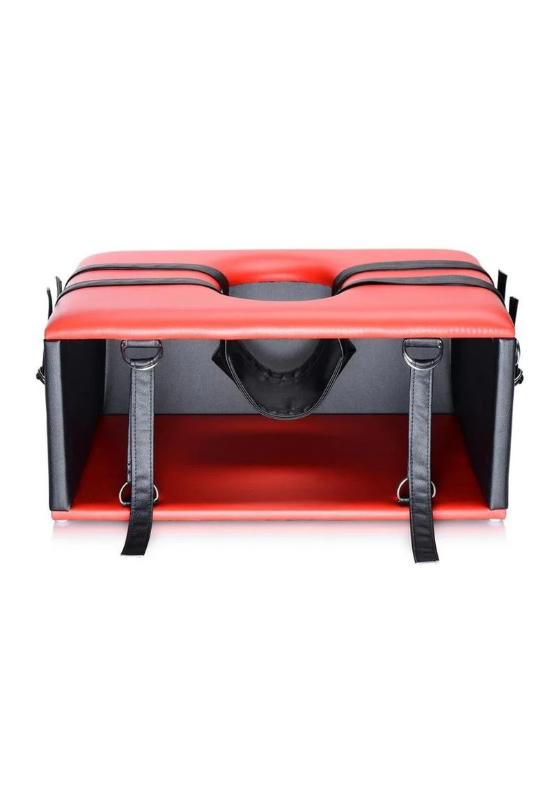 Master Series Queening Chair - Image 3