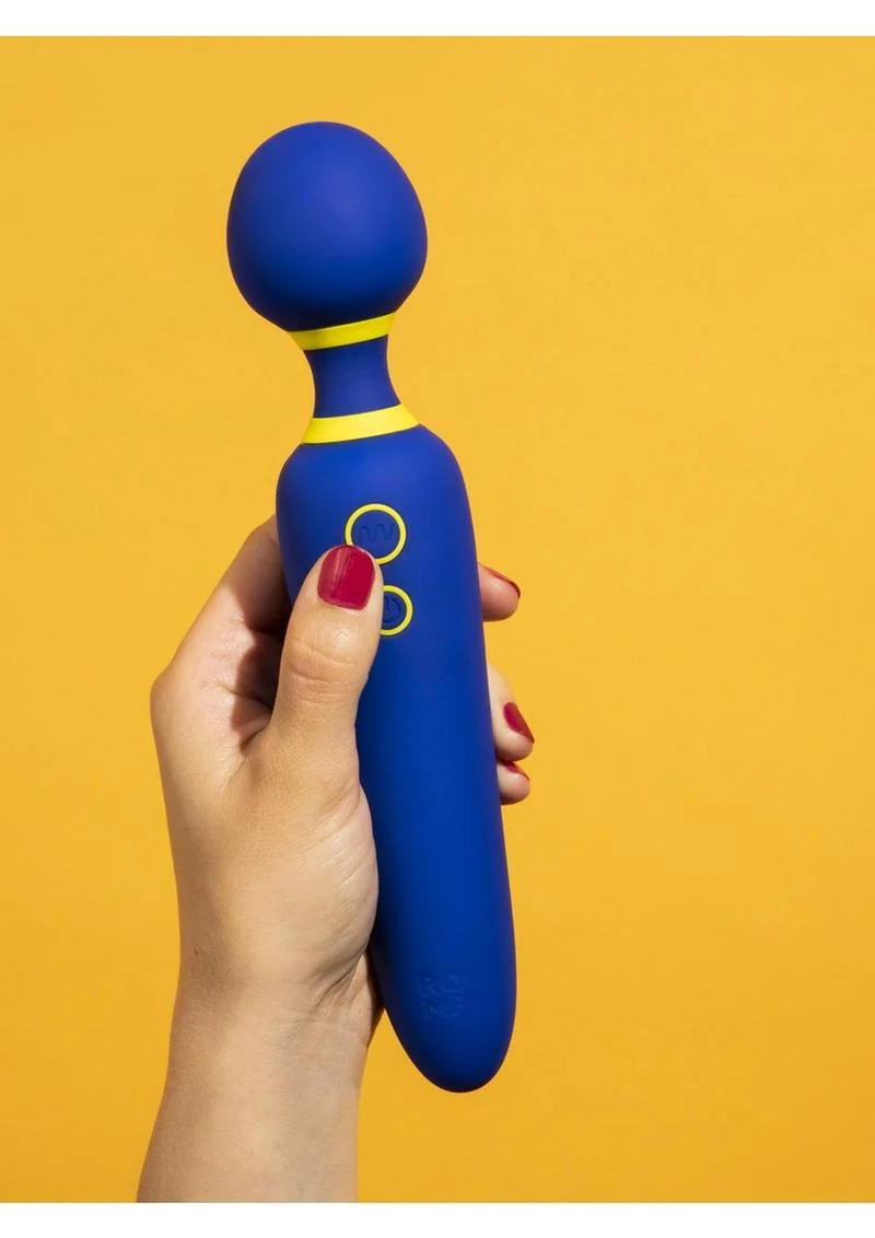Romp Flip Rechargeable Silicone Wand Massager - Image 4