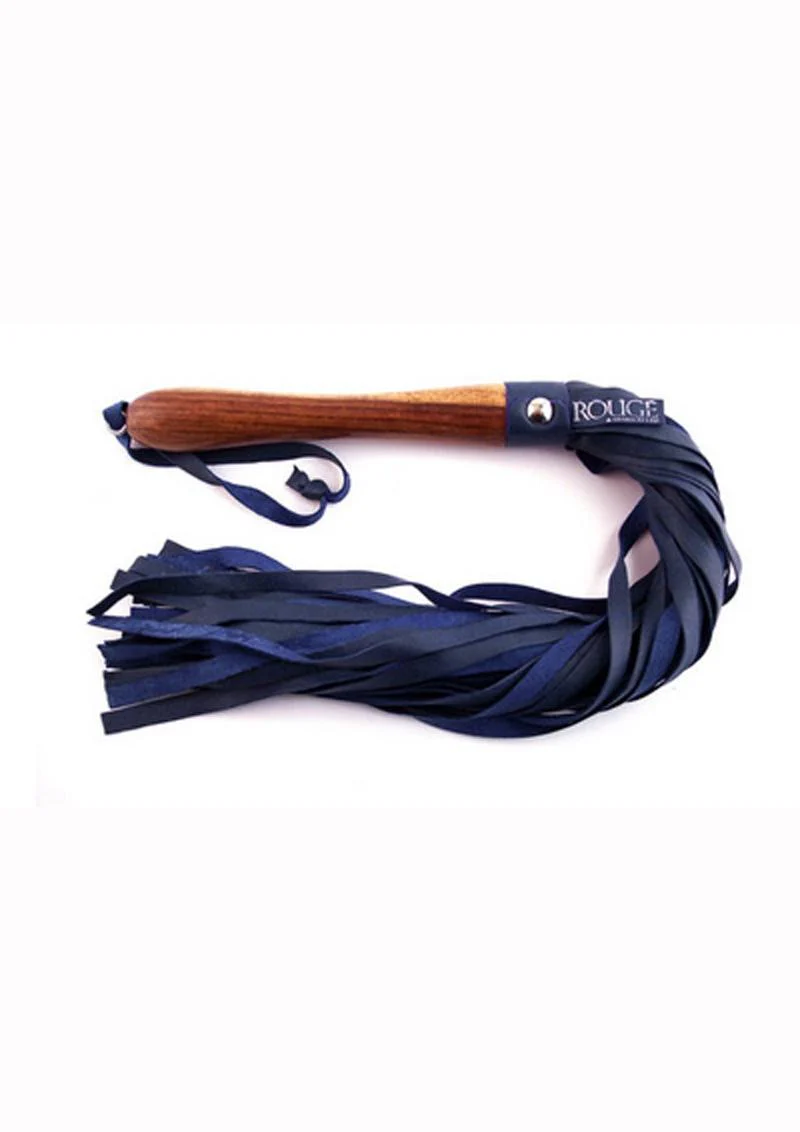 Rouge Wooden Handle Leather Flogger - Image 2