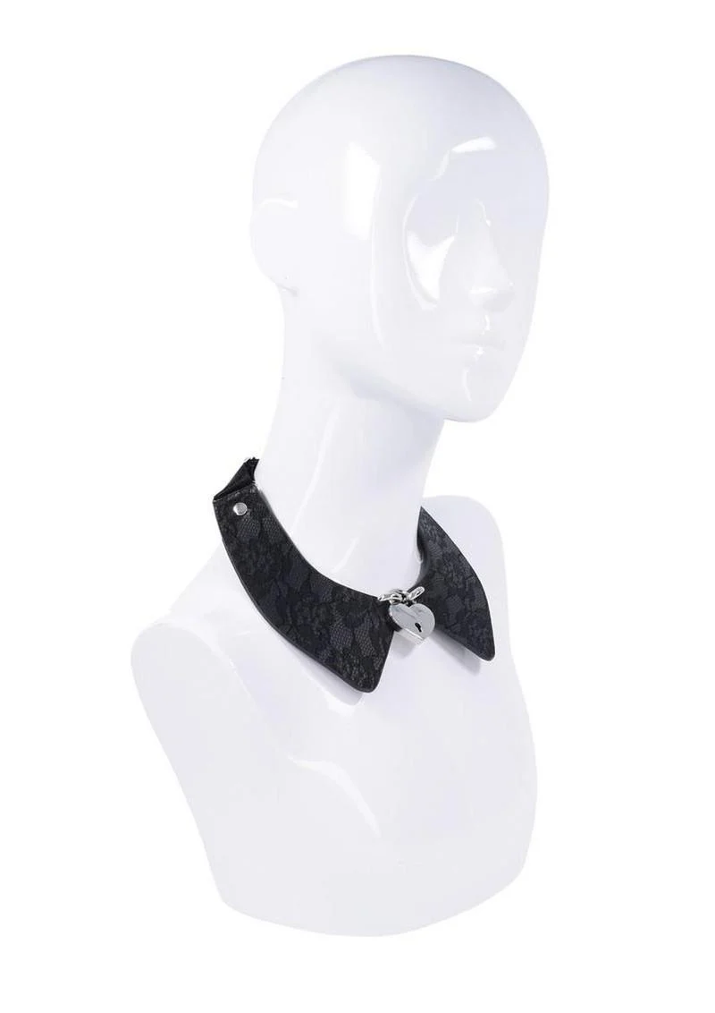Sex and Mischief Heartbound Lace Day Collar - Image 4