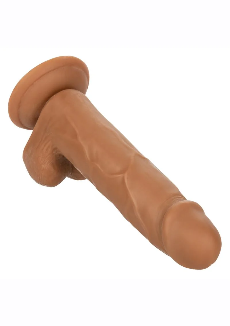 Size Queen Dildo - Image 19