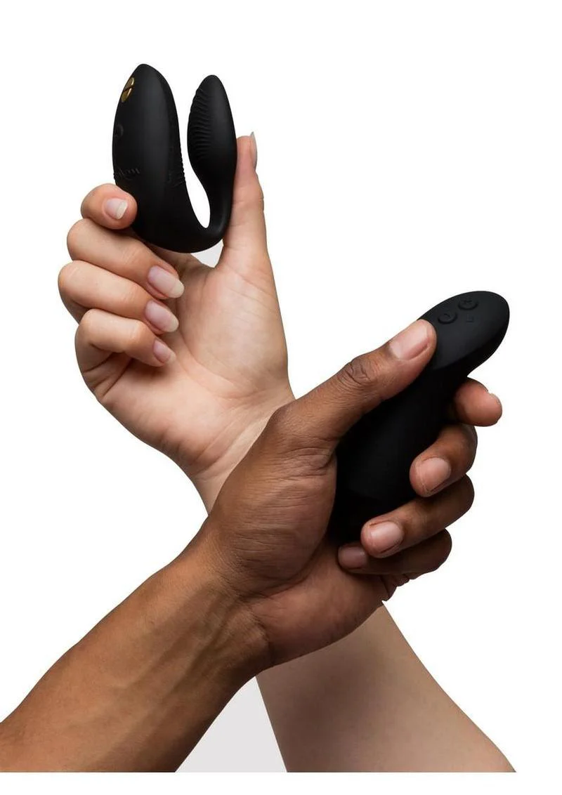 We-Vibe Chorus Rechargeable Silicone Couples Vibrator with Remote Control - Satin - Image 3